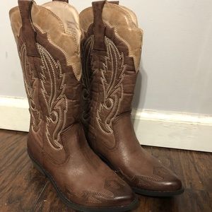 cowgirl boots